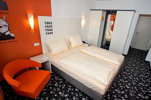 Hotel Fliegendes Klassenzimmer Bad Berleburg Exteriér fotografie