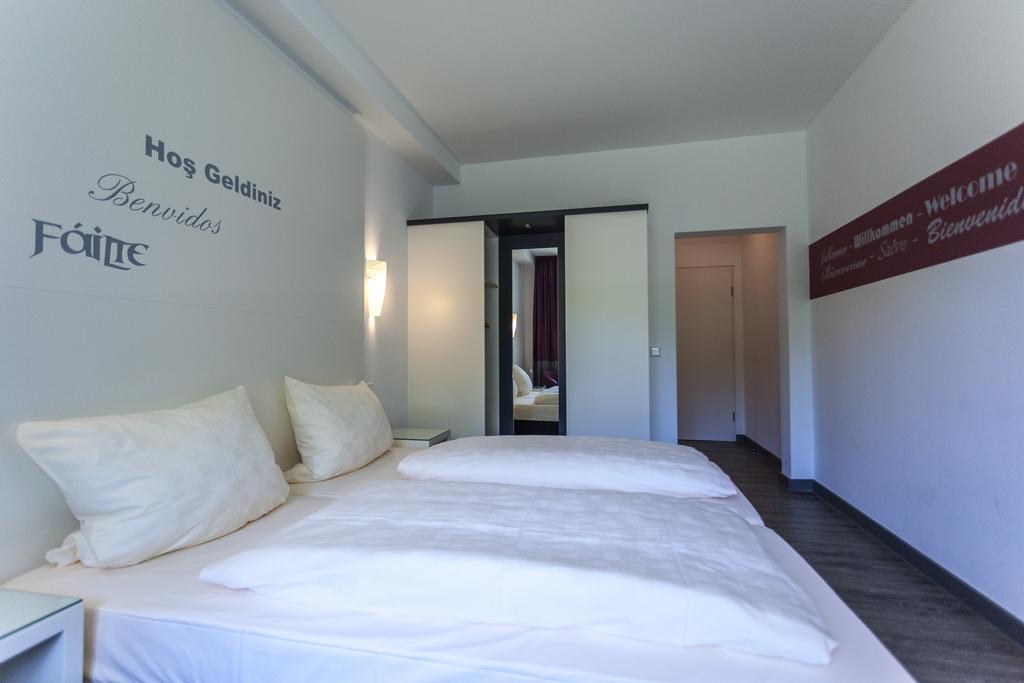 Hotel Fliegendes Klassenzimmer Bad Berleburg Exteriér fotografie