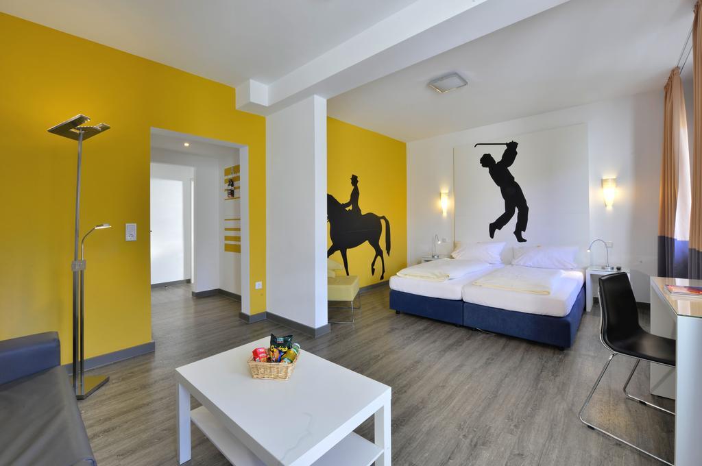 Hotel Fliegendes Klassenzimmer Bad Berleburg Exteriér fotografie