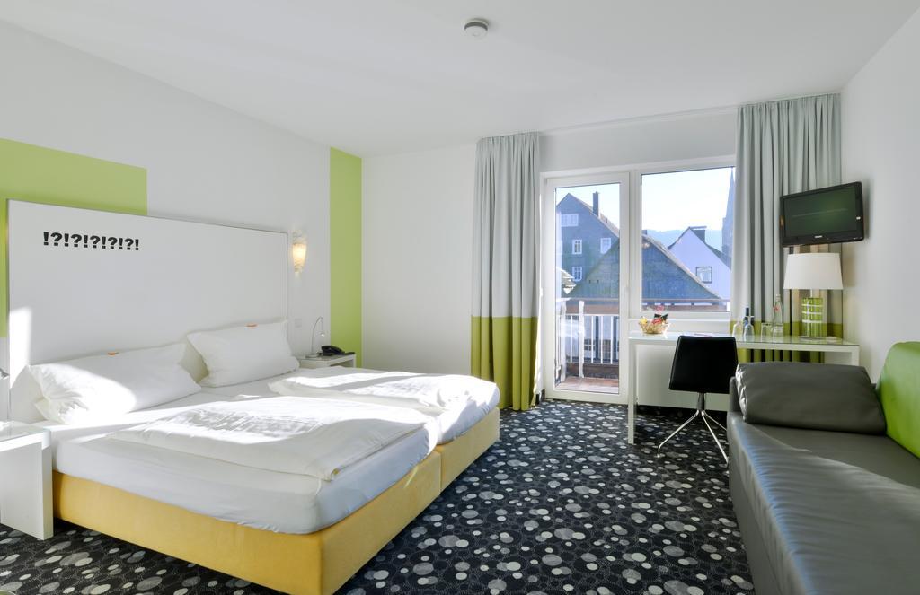 Hotel Fliegendes Klassenzimmer Bad Berleburg Exteriér fotografie