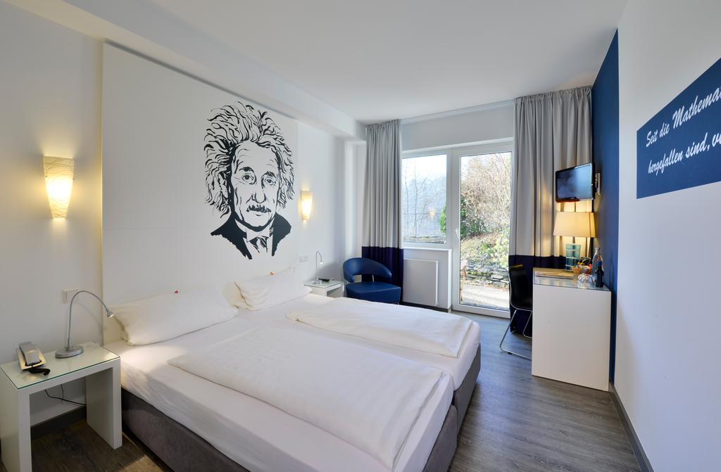 Hotel Fliegendes Klassenzimmer Bad Berleburg Exteriér fotografie