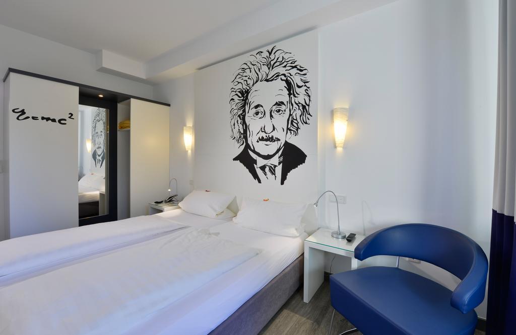 Hotel Fliegendes Klassenzimmer Bad Berleburg Exteriér fotografie